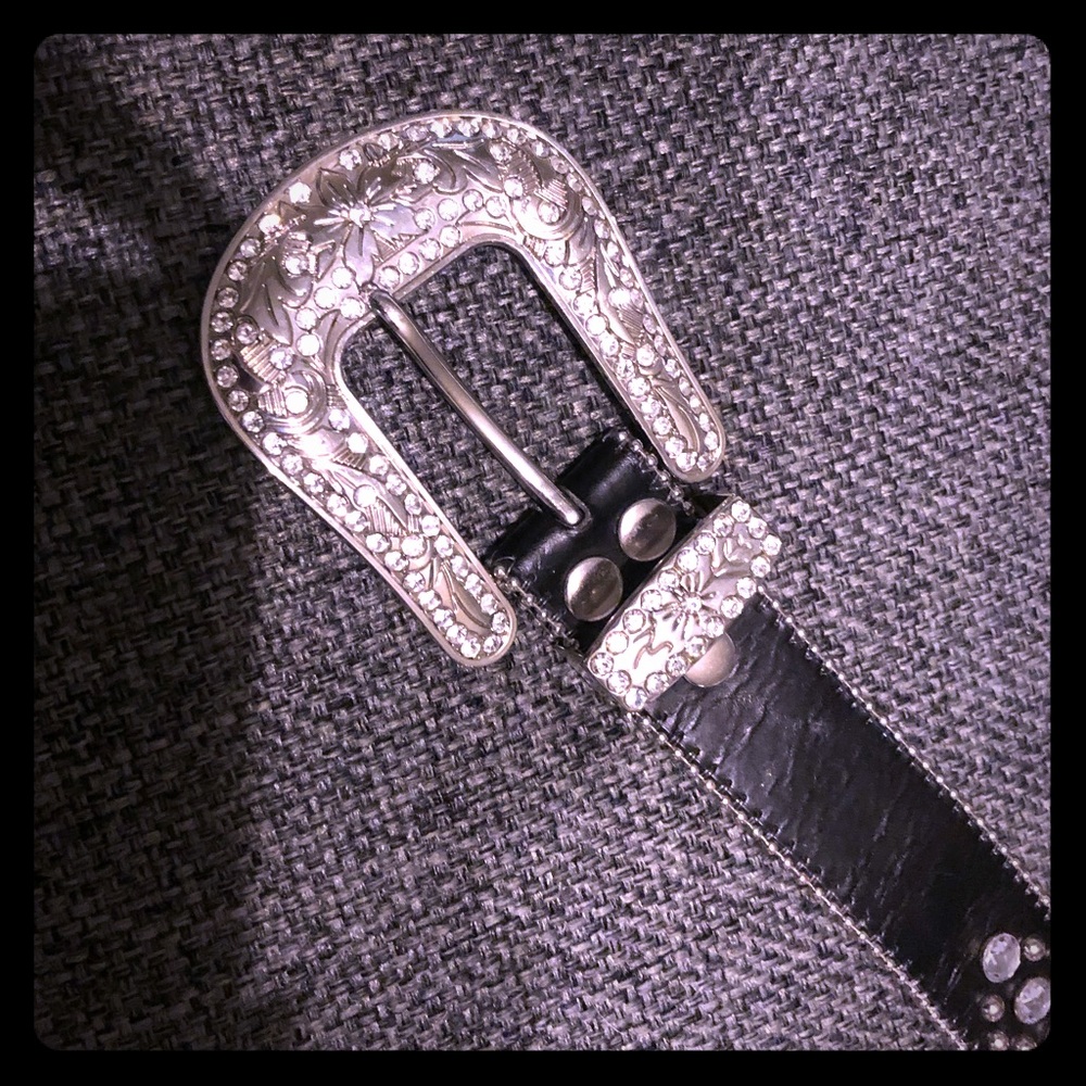 Black Gem Stone Horseshoe Belt